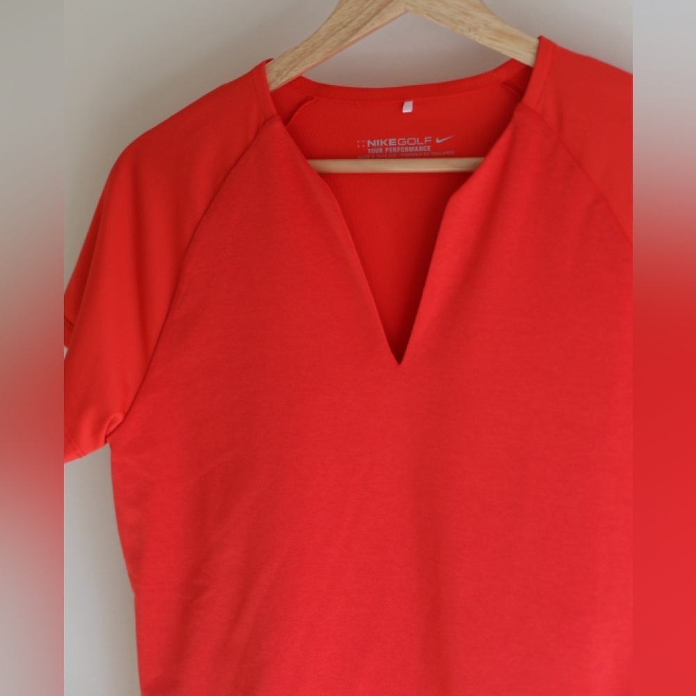 Nike Women's Vivid‎ Red Short Sleeve Top - Picture 3 of 5
